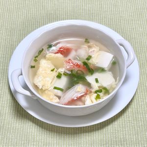 キャピタンの作ってみた!投稿(５分でほっこり温まる
豆腐とカニカマのかき玉スープ)