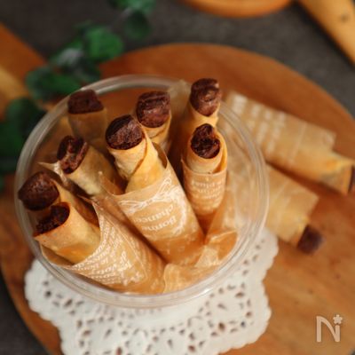 材料3つ!餃子の皮でチョコスティック