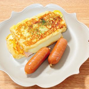 ninaの作ってみた!投稿(ふわとろ食感♡『ハムとチーズのフレンチトースト』やみつきの味)