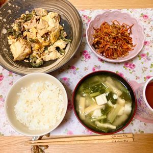 ありみの作ってみた!投稿(【小松菜と油揚げと豆腐のお味噌汁】シンプルにおいしい)