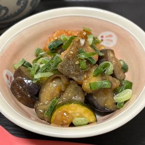 marikoの作ってみた!投稿(【鮭と夏野菜のサクじゅわ照り焼き】ごはんがすすむ絶品レシピ)