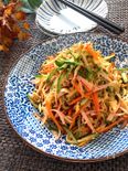 ヘルシーでモリモリ食べられる♡中華風切り干し大根のサラダ