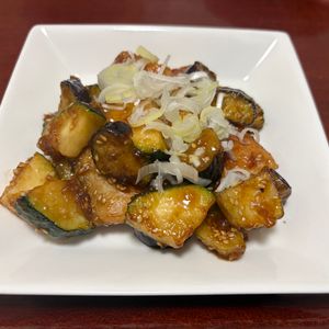 りんごの作ってみた!投稿(【鮭と夏野菜のサクじゅわ照り焼き】ごはんがすすむ絶品レシピ)