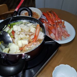 はるにゃんこの作ってみた!投稿(旨味たっぷりスープの☆絶品カニ鍋)