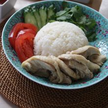しっとり柔らか！シンガポールチキンライス（海南チキンライス）