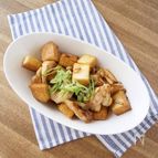 コスパ◎厚揚げと鶏胸肉のガリバタ