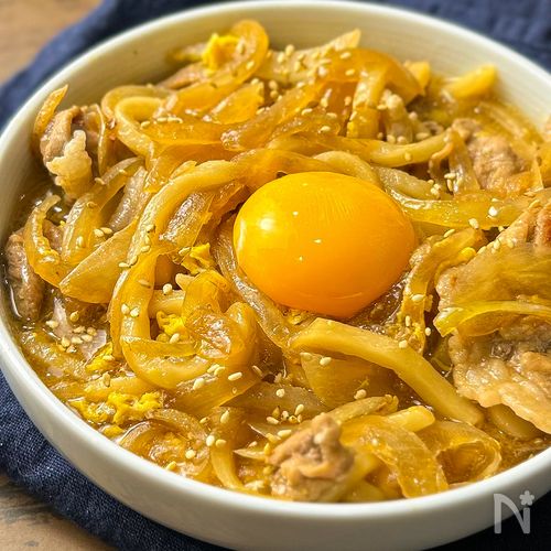 【フライパンひとつで】しみしみ豚すき焼きうどん