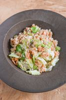 ぱぱっと作れる！塩鮭とキャベツのチャーハン