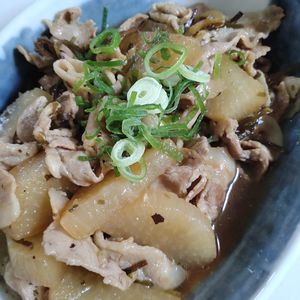 ゆみの作ってみた!投稿(【豚バラ大根のこんぶ煮】塩こんぶで味付け簡単！)