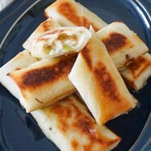 【1歳】海老と枝豆のクリーム春巻き【幼児食・取り分けごはん】