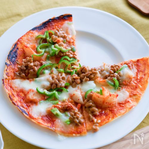 【納豆とキムチのピザ】発酵食品をおいしく取り入れるならこれ！
