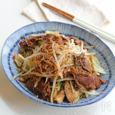 黒胡椒を効かせた牛肉ビーフン