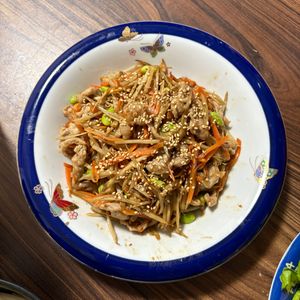 ぽんえりの作ってみた!投稿(ワンパン10分！【豚こま肉とごぼうのきんぴら風甘辛炒め】)