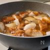 ちょっとあるとうれしい♪【大根とさつま揚げのコクうま煮】の工程2