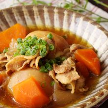 5分頑張るだけ!炊飯器でカレー風味肉じゃが