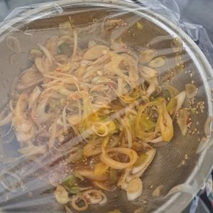 さいと　ゆうせいの作ってみた!投稿(【抱えて食べたい】ラーメン屋さんのピリ辛もやし#節約おつまみ)
