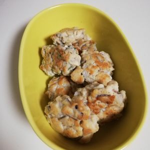 1017014の作ってみた!投稿(やみつきのり塩味♡【鶏むねと蓮根のカリカリ焼き】お弁当にも◎)