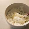 スモークサーモンとマーガリンチーズのオープンサンドの工程2