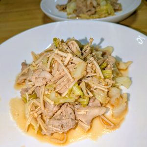 joe sanの作ってみた!投稿(レンチン7分！【豚こまとキャベツのうまだれ蒸し】)