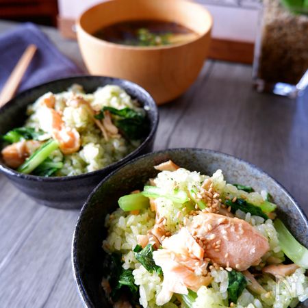 レンジ調理で混ぜるだけ サーモンと小松菜バジルご飯 By Kikusuzu 菊地美鈴 レシピサイト Nadia ナディア プロの料理家のおいしいレシピ