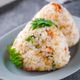 ザクっと天かす♡『鮭おにぎり』パリッとジュワッと絶品♪