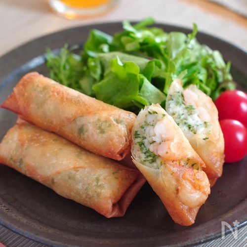 食感が楽しい♡えびとはんぺんの春巻き