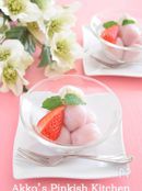 ストロベリーの白玉だんご　春色の和スイーツでなごみ時間♪