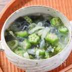 5分で完成！とろうま【オクラとわかめの春雨スープ】