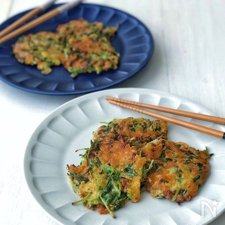 水なし 小麦粉なし ハマる 豆苗納豆チーズのカリカリ焼き By 松山絵美 レシピサイト Nadia ナディア プロの料理家のおいしいレシピ