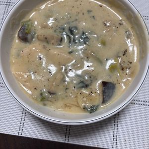 まさの作ってみた!投稿(鶏むね肉とほうれん草のチーズクリーム煮【生クリーム不使用】)