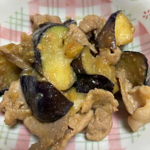 tomo🤗の作ってみた!投稿(ワンパン10分！【豚こま肉となすの味噌炒め】生姜香る♩)