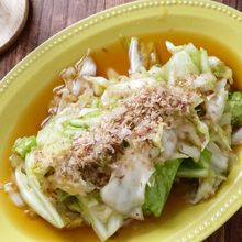 【材料1つ！ポリ袋で簡単】キャベツのめんポン漬け