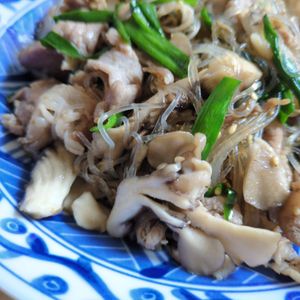788570の作ってみた!投稿(【ワンパン！豚肉とニラきのこの春雨オイスター炒め】時短で簡単)
