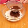 簡単！バターオイルなし「米粉で作るいちごチョコスコーン」の工程2