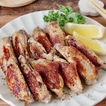 止まらない美味しさ！手羽中の旨塩レモン焼き
