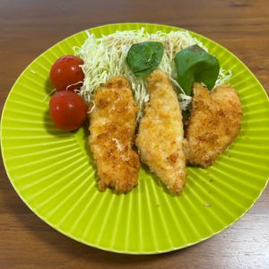 こむぎの作ってみた!投稿(子ども大絶賛【クリスピーチキンカツ】鶏むね1枚で8切れ⁉)