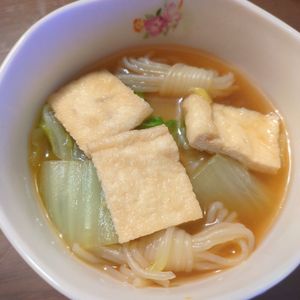 たりおの作ってみた!投稿(フライパンのまま食卓へ「薄揚げと白菜のくったり煮」)