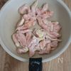 10分で爆速おかず♪【鶏肉と野菜の甘酢炒め】の工程1