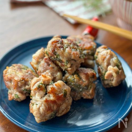 混ぜて焼くだけ！簡単なのにリピート率高い「豚こまボール」