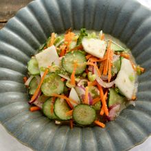 「さっぱり浅漬けサラダ」カラフル野菜で!