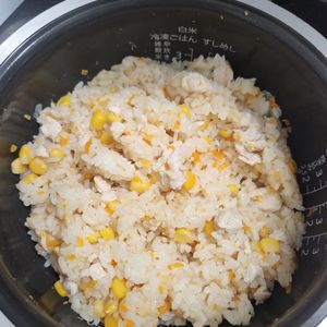 とももの作ってみた!投稿(【炊き込みチキンピラフ】炊飯器で簡単！鶏むね肉でコスパ抜群！)