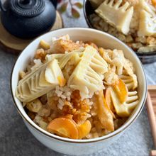 春の香り広がる♪〖たけのこ炊き込みご飯〗おかわりが止まない！