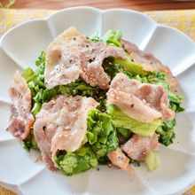 野菜がたっぷり食べられる♪【豚バラレモンサラダ】