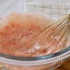 蒸篭でつくる【苺の米粉蒸しパン】の工程2