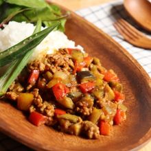 夏野菜たっぷり！簡単キーマカレー