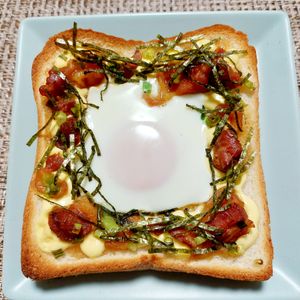 よっこの作ってみた!投稿(缶詰で簡単♡火を使わない！和風照りたまトースト)
