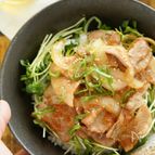 玉ねぎたっぷり♪酸味と旨味のオイスター豚丼
