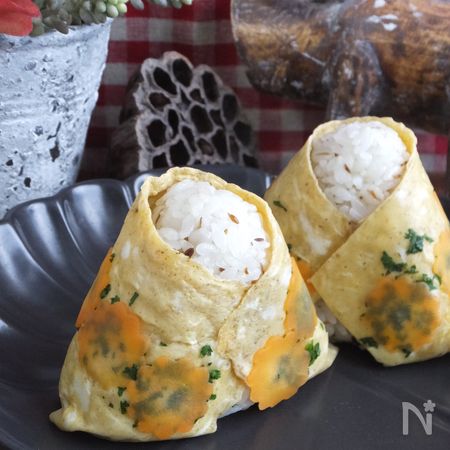 クミン香るオイルおにぎり カレー風味の卵でお洒落しました By 小澤 朋子 レシピサイト Nadia ナディア プロの料理家のおいしいレシピ