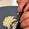 10分で完成!【エビ塩丼】の工程1