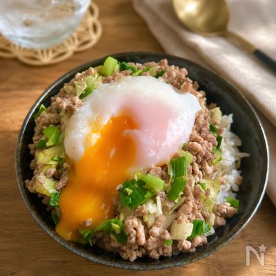 包まず簡単！餃子丼